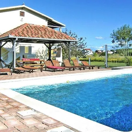 Apartment In Privlaka Near Sandy Beaches, Cleaning Included