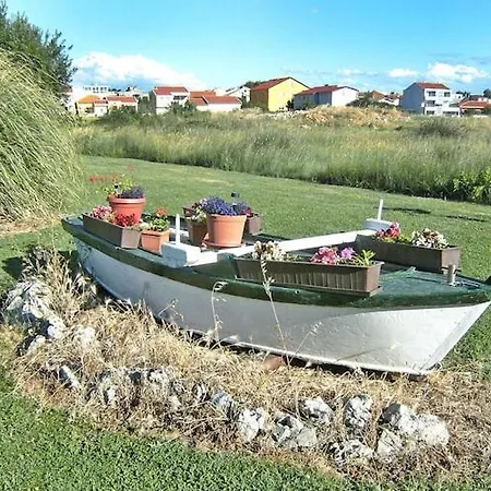 Apartment In Privlaka Near Sandy Beaches, Cleaning Included Apartment *